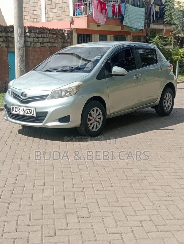 Toyota Vitz 2012 Green