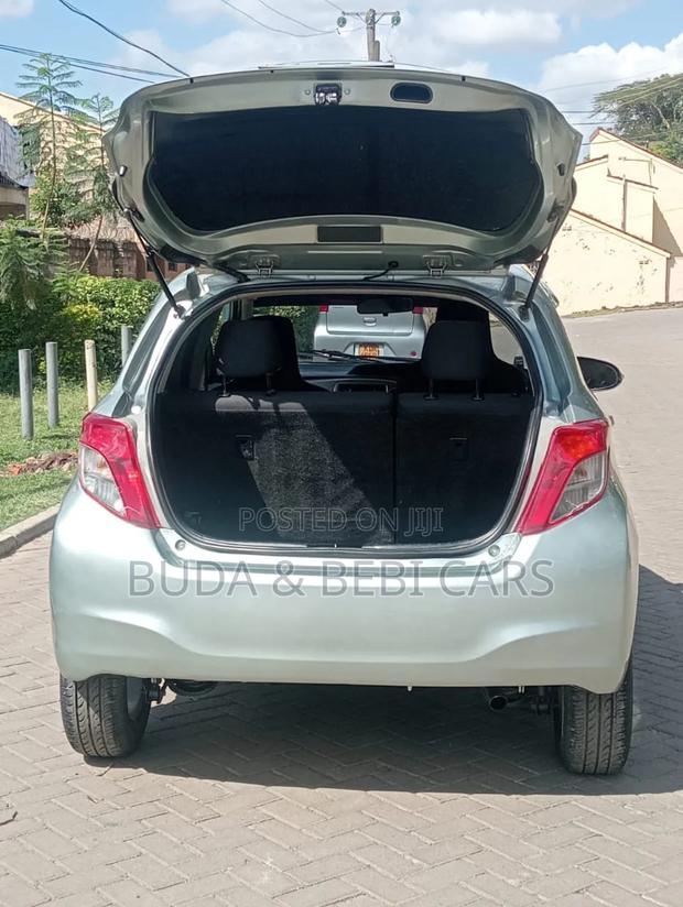 Toyota Vitz 2012 Green