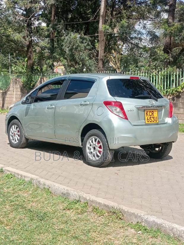 Toyota Vitz 2012 Green
