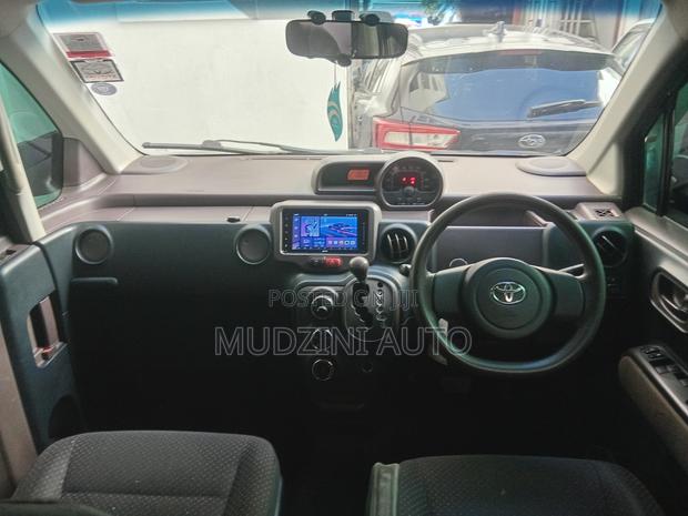 Toyota Spade 2013 Black