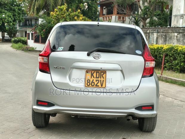 Nissan Note 2017 Silver
