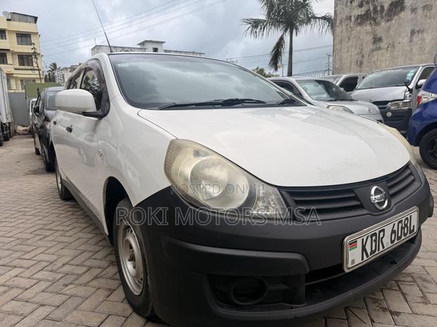 Nissan Advan 2016 White