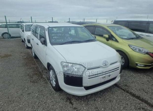 Toyota Probox 1.5 DX 2WD 2019 White