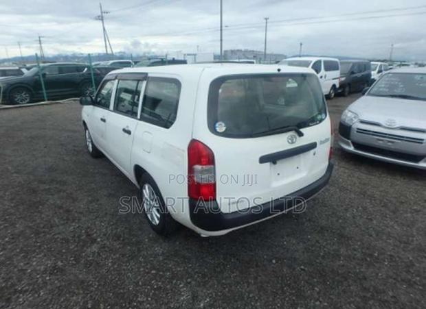 Toyota Probox 1.5 DX 2WD 2019 White
