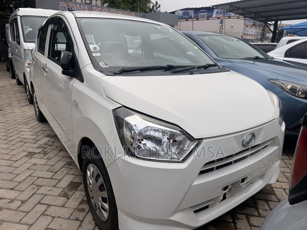 Daihatsu Mira 2018 White