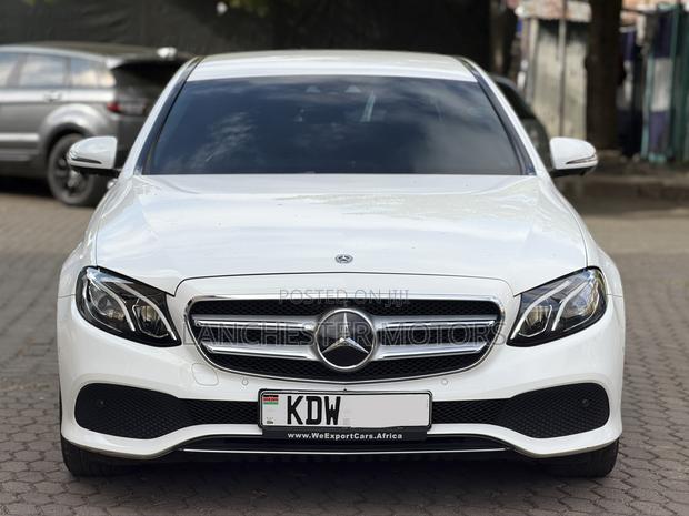 Mercedes-Benz E220 2018 White