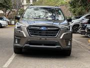 Subaru Forester Premium 2022 Gold for sale