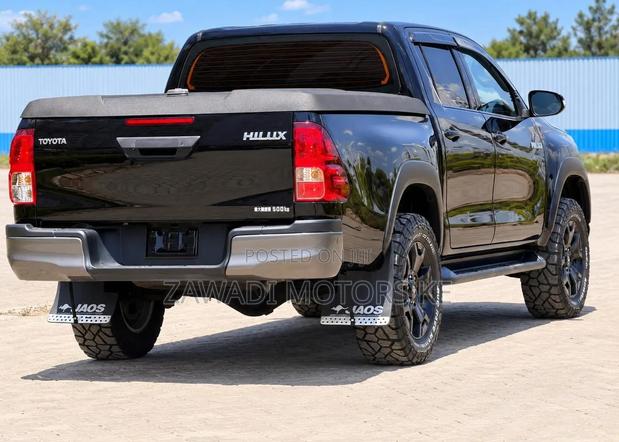 Toyota Hilux 2.4 Diesel 2020 Black
