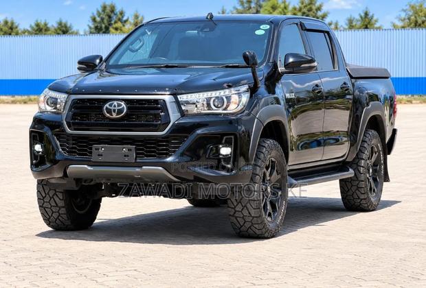 Toyota Hilux 2.4 Diesel 2020 Black