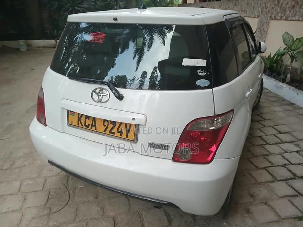 Toyota IST 2007 White
