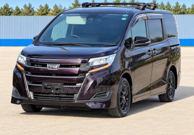 Toyota Noah 2019 Purple