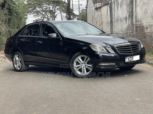 Mercedes-Benz E300 2011 Black