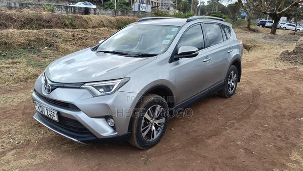 Toyota RAV4 2017 Silver