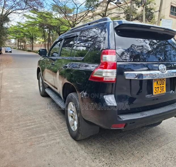 Toyota Land Cruiser Prado 2015 Black