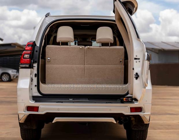 Toyota Land Cruiser Prado 2.8 2021 White
