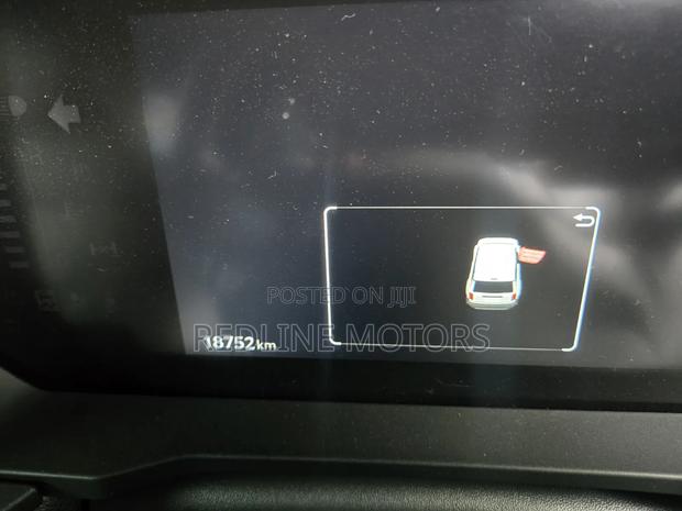 Toyota Land Cruiser Prado 2.7 2024 Silver