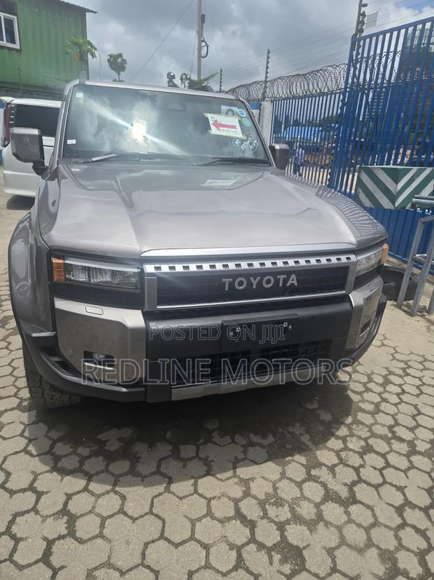 Toyota Land Cruiser Prado 2.7 2025 Brown