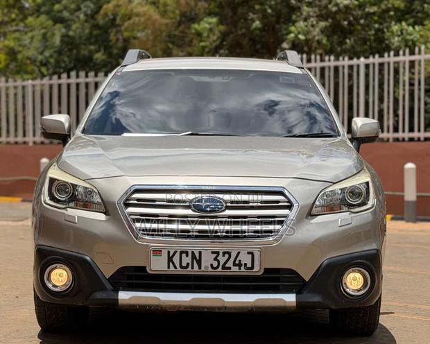 Subaru Outback 2.5i 4dr Wagon AWD (2.5L 4cyl CVT) 2015 Brown