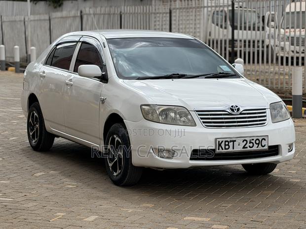 Toyota Corolla 2005 White
