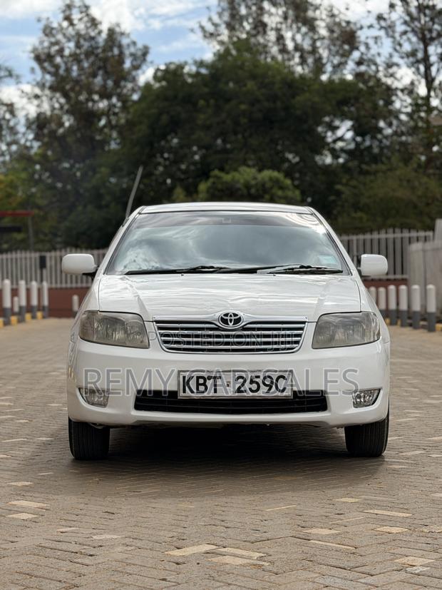 Toyota Corolla 2005 White