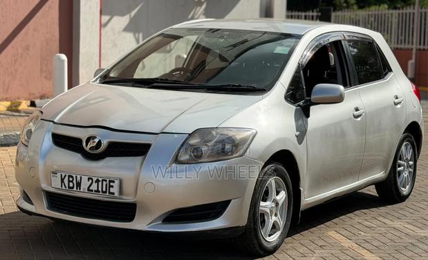 Toyota Auris 2006 Brown