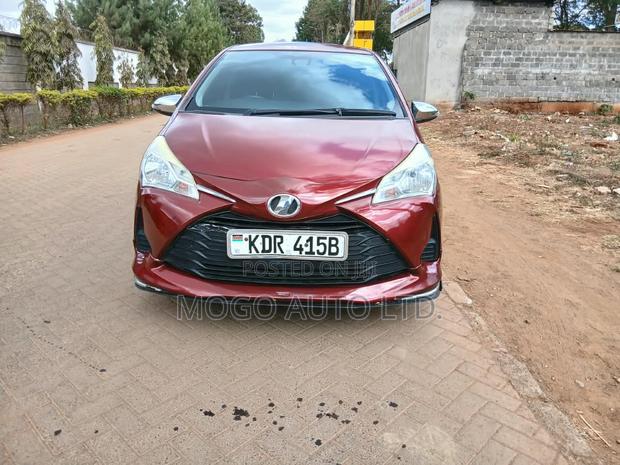 Toyota Vitz 2017 Red