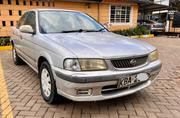 Nissan Sunny 2000 Silver for sale