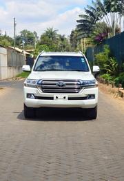 Toyota Land Cruiser 2019 White for sale