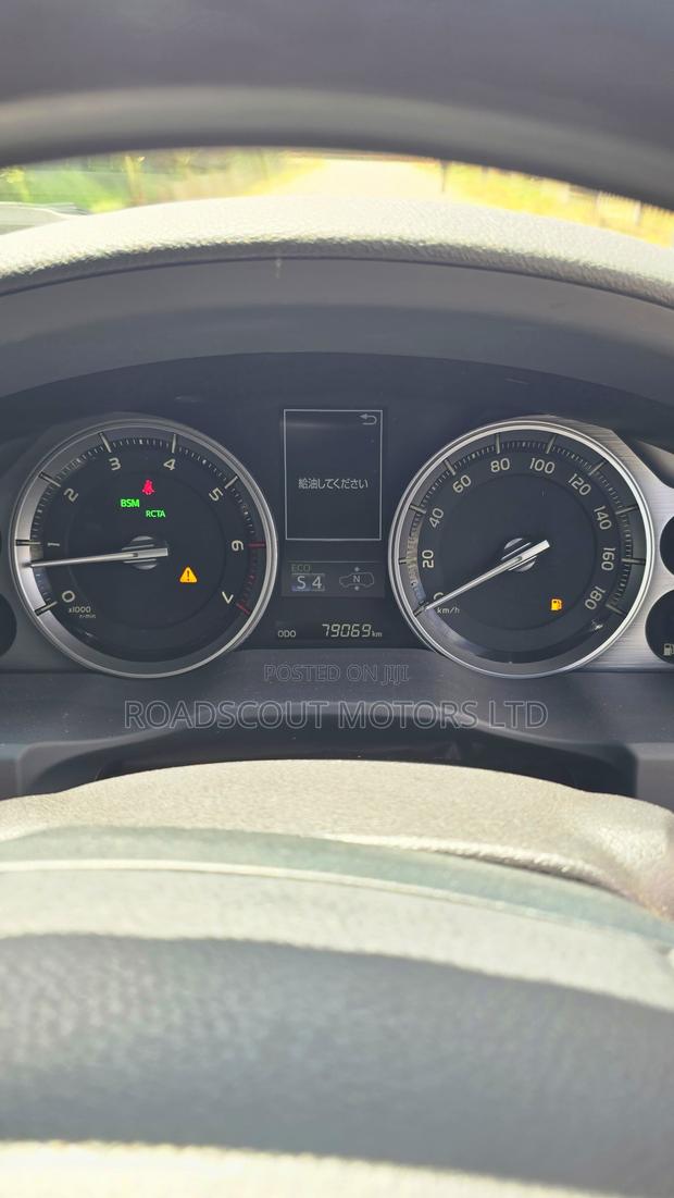 Toyota Land Cruiser 2019 White