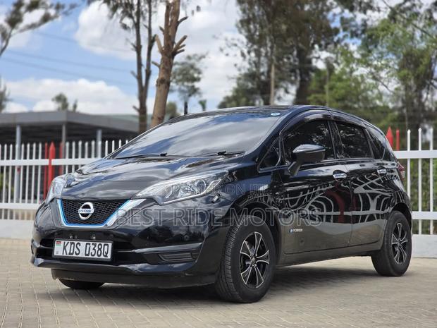 Nissan Note 1.2 Hybrid 2018 Black