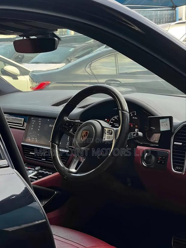 Porsche Cayenne Base AWD 2020 Matt Black