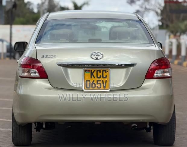 Toyota Belta 2008 Brown