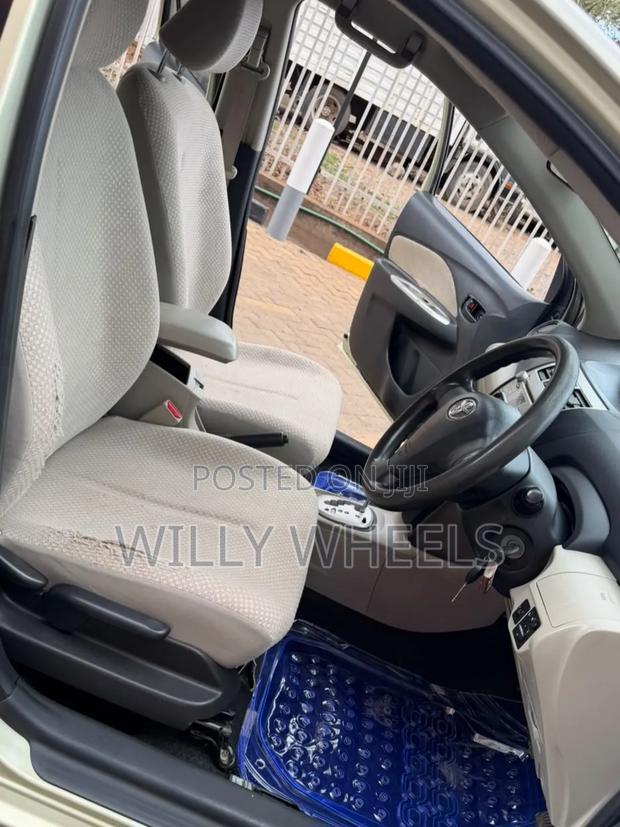 Toyota Belta 2008 Brown