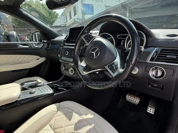 Mercedes-Benz GLE-Class 2020 Black