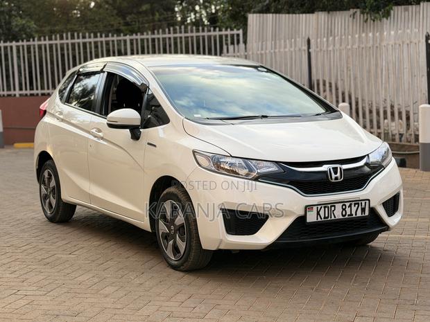 Honda Fit 2017 White