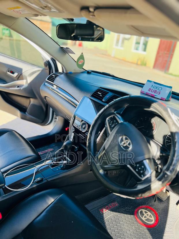 Toyota Premio 2017 White