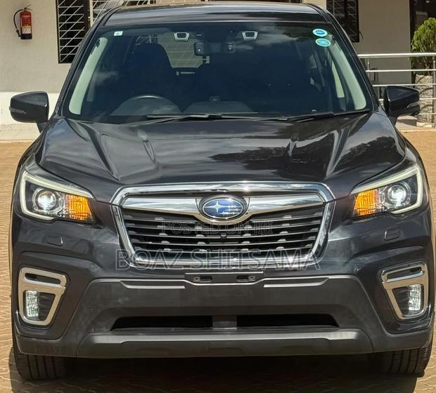 Subaru Forester 2019 Black
