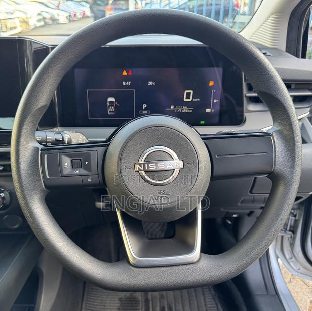 Nissan Note 1.2 Hybrid 2021 Silver
