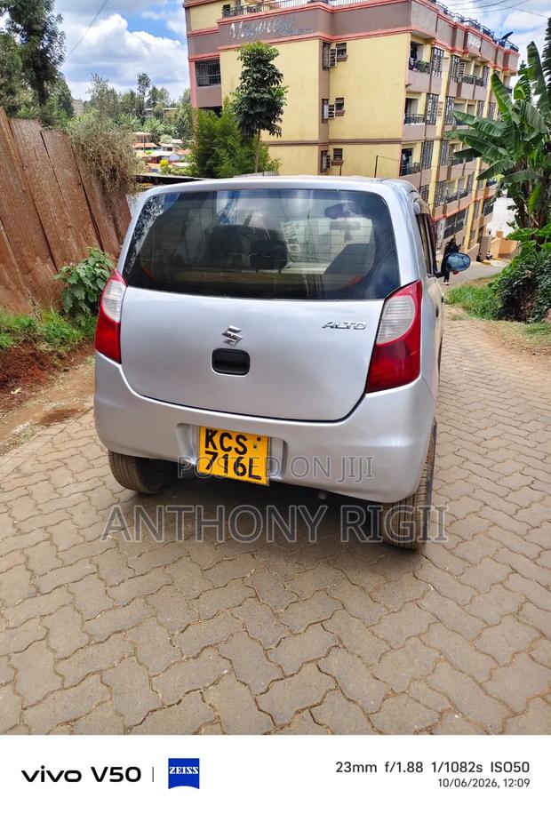 Suzuki Alto 1.0 2011 Silver