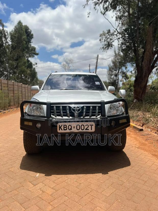 Toyota Land Cruiser Prado 2005 Silver