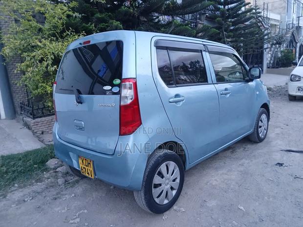 Suzuki Wagon R 2015 Blue