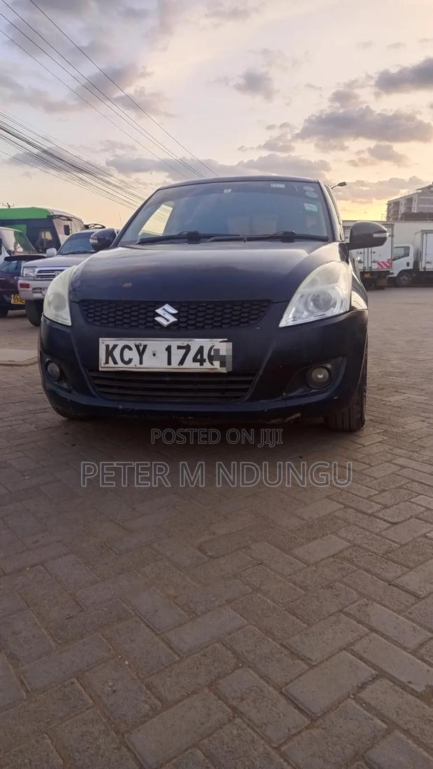 Suzuki Swift 2012 Black