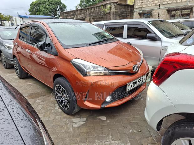 Toyota Vitz 1.3 FWD 3dr 2017 Orange