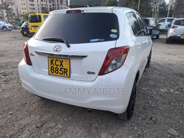 Toyota Vitz 1.3 FWD 3dr 2012 White