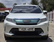 Toyota Harrier 2019 Pearl for sale