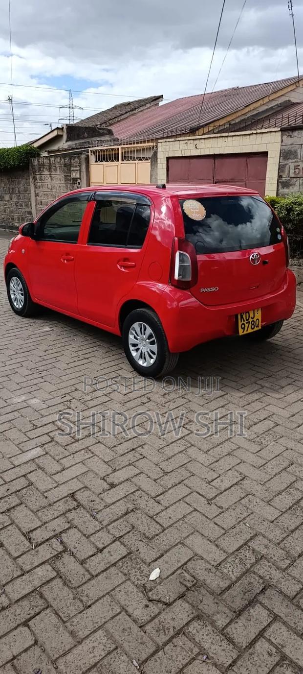 Toyota Passo 2015 Red