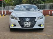 Toyota Crown 2013 White for sale