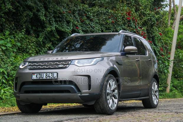 Land Rover Discovery Sport 2017 Gray