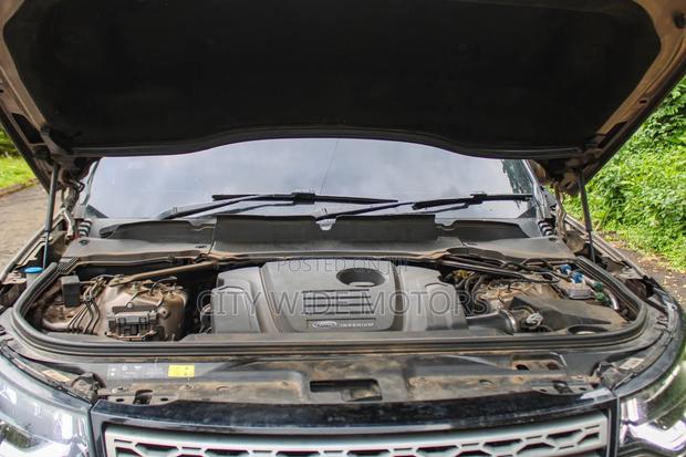 Land Rover Discovery Sport 2017 Gray