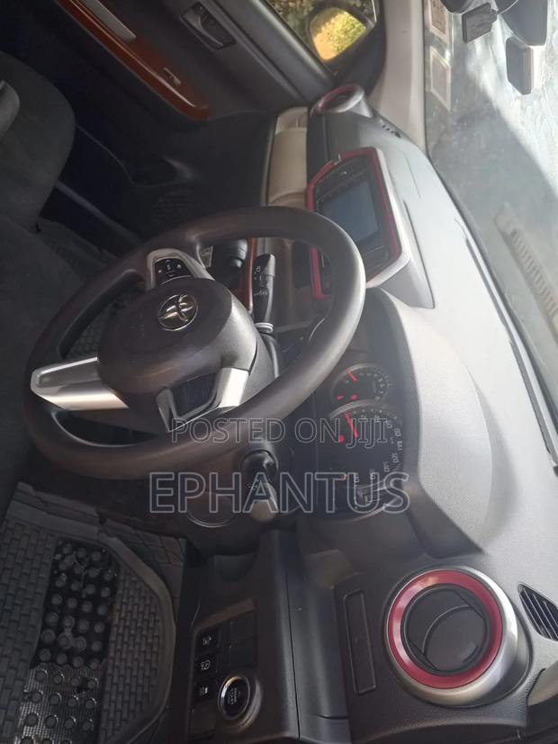 Toyota Passo 1.0 FWD 2016 Green